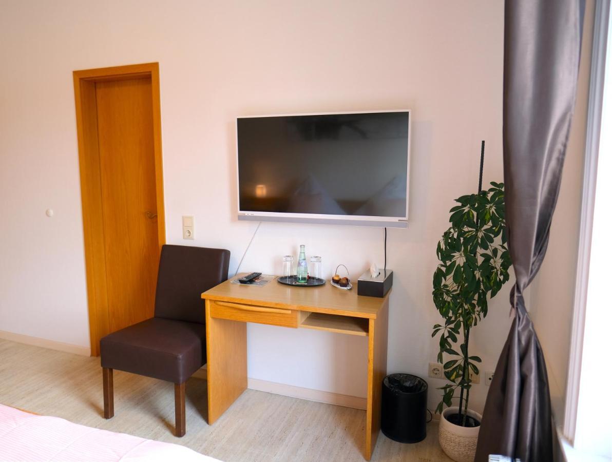 Hotel Zur Linde Salzgitter Extérieur photo